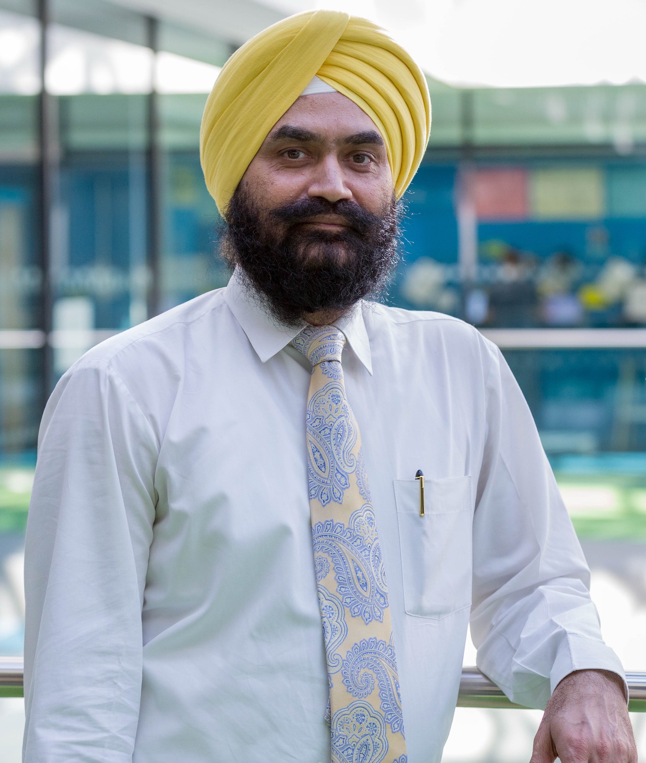 Dr. Ravinder Singh